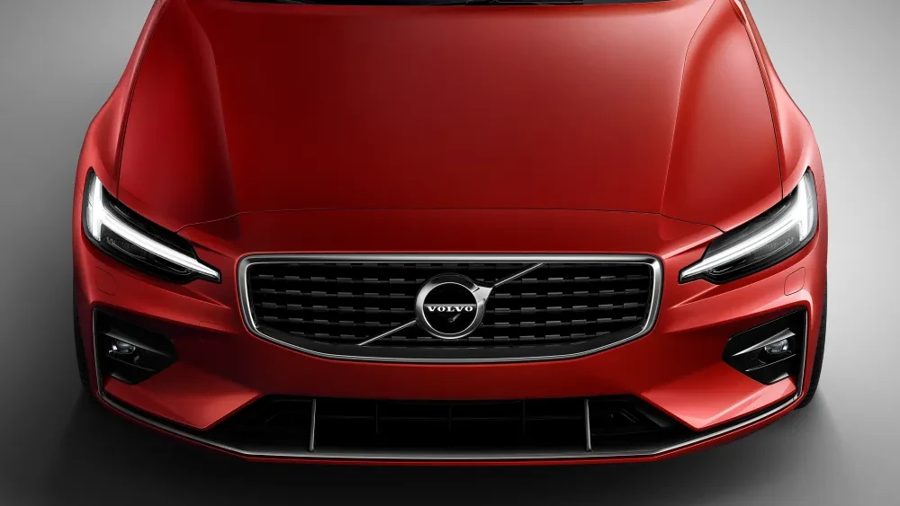 Volvo S60 R-Design exterior
